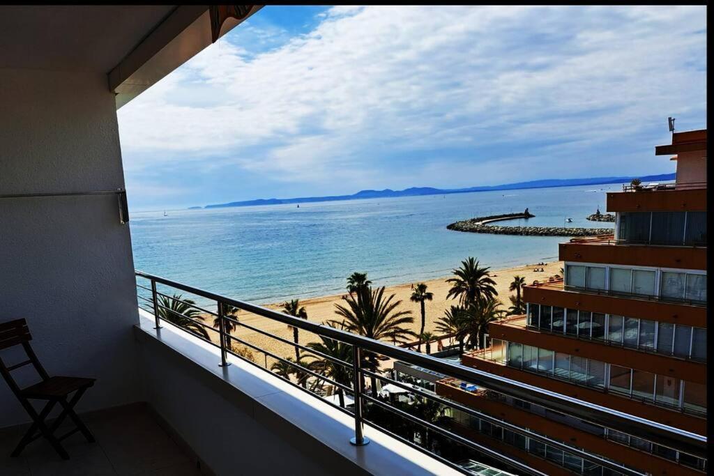 רוזס Holiday Center Apartamento Vistas Mar, Acceso Directo Playa Y Piscina מראה חיצוני תמונה