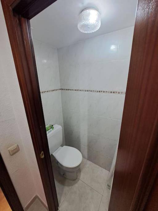 רוזס Holiday Center Apartamento Vistas Mar, Acceso Directo Playa Y Piscina מראה חיצוני תמונה