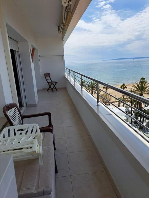 רוזס Holiday Center Apartamento Vistas Mar, Acceso Directo Playa Y Piscina מראה חיצוני תמונה